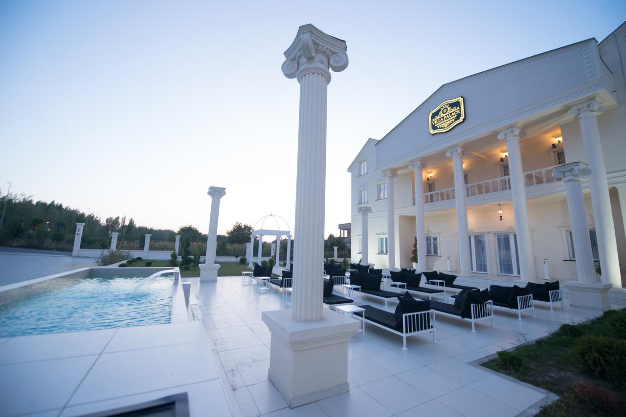 Villa Palace Нови-Сад Экстерьер фото